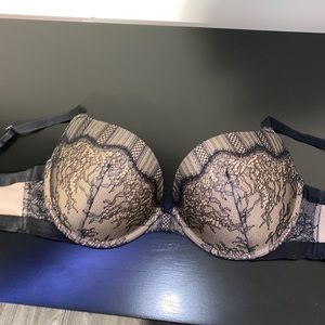 Victoria’s Secret Very Sexy Push up 38c